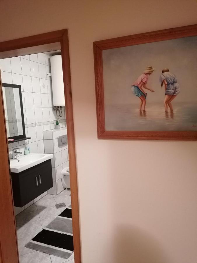 科尼茨Denylana Apartman公寓 外观 照片